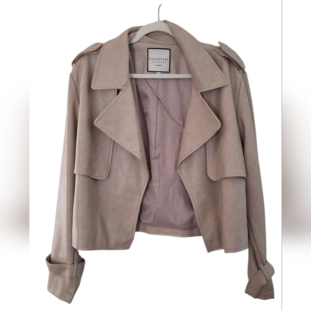 Leather Faux khaki jacket by BAGATELLE Collection New York 🧥women
